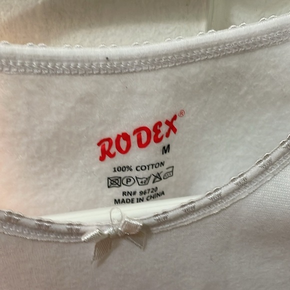 Rodex white Long Sleeve .​ - Picture 3 of 3